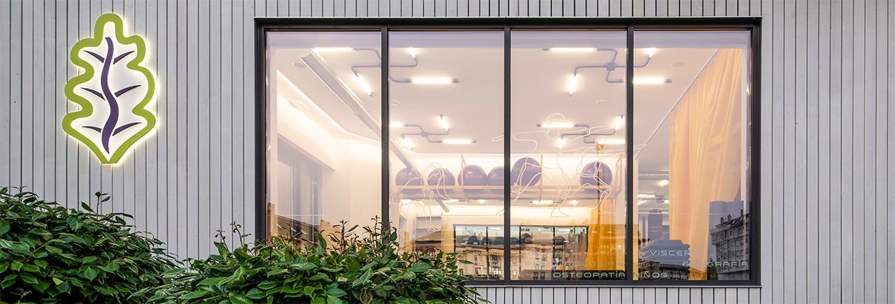 gimnasio carballo saude exterior imagotipo